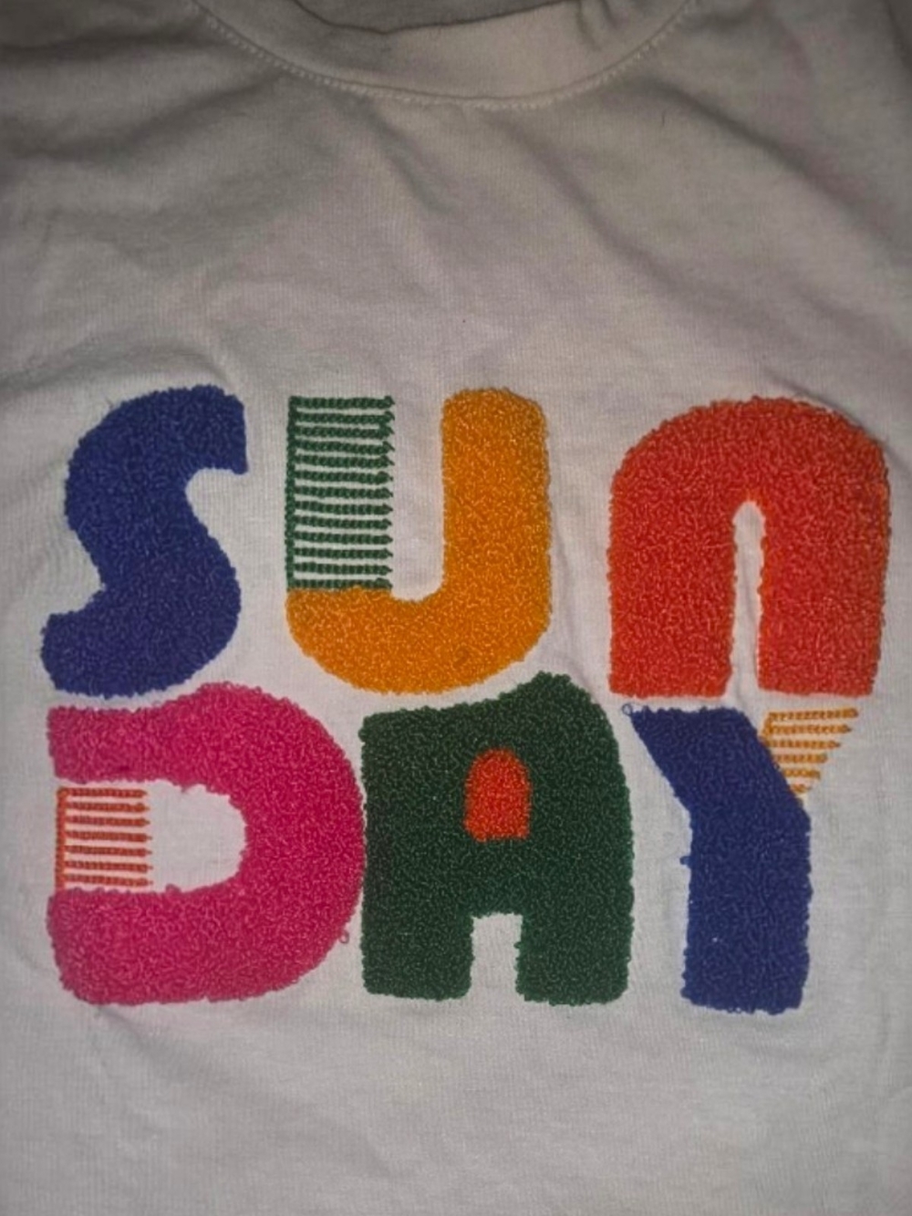 White Embroidered "SUNDAY" Chunky Letter Graphic Tee - Medium